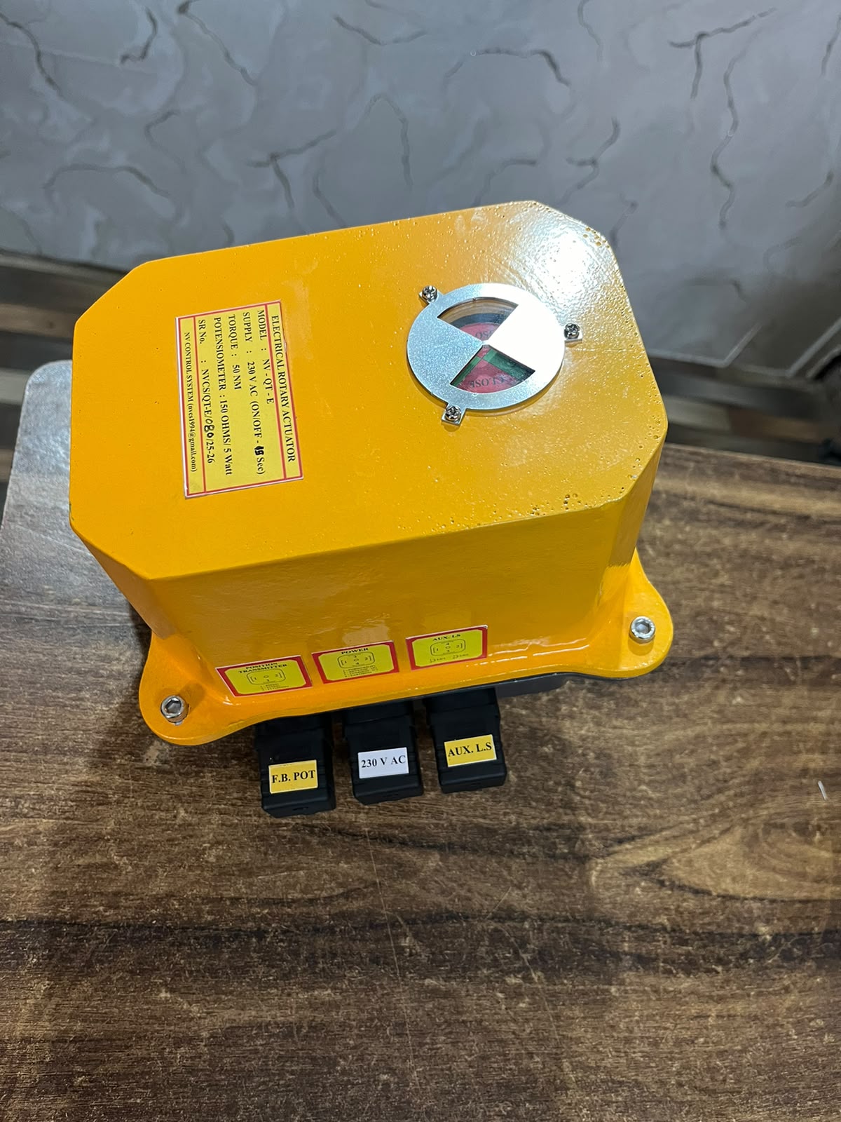 Electrical Rotary Actuator — alternate view